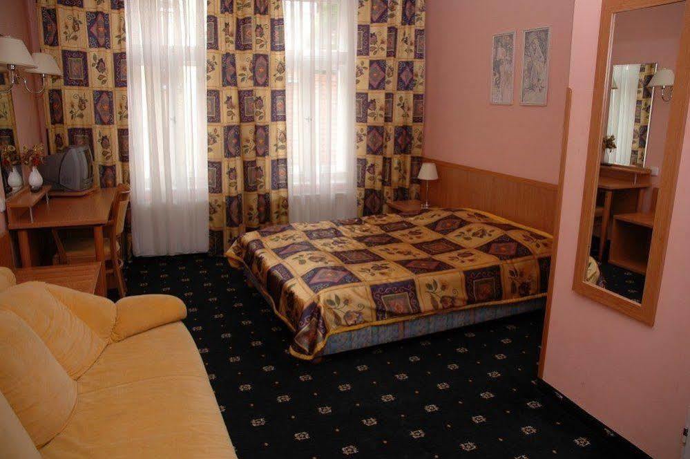 Отель Aladin 3*